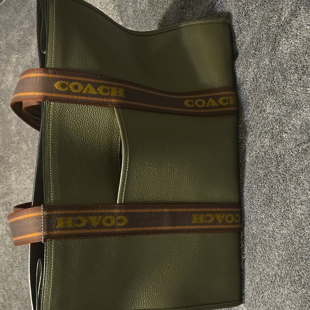 Coach tote/carryall